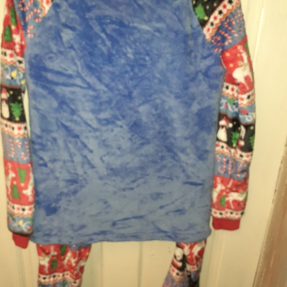 Pjs - Picture 2 of 3